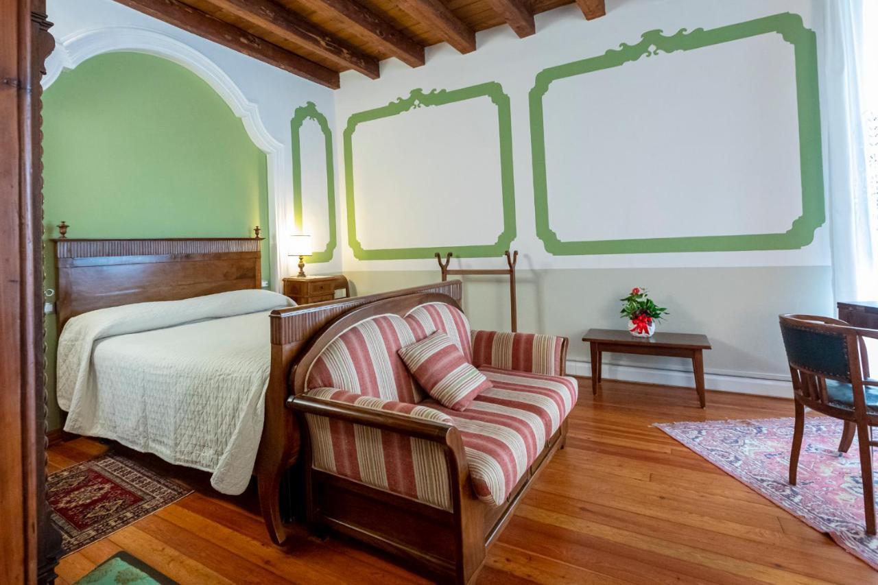 לינה וארוחת בוקר Polcenigo Palazzo Scolari מראה חיצוני תמונה